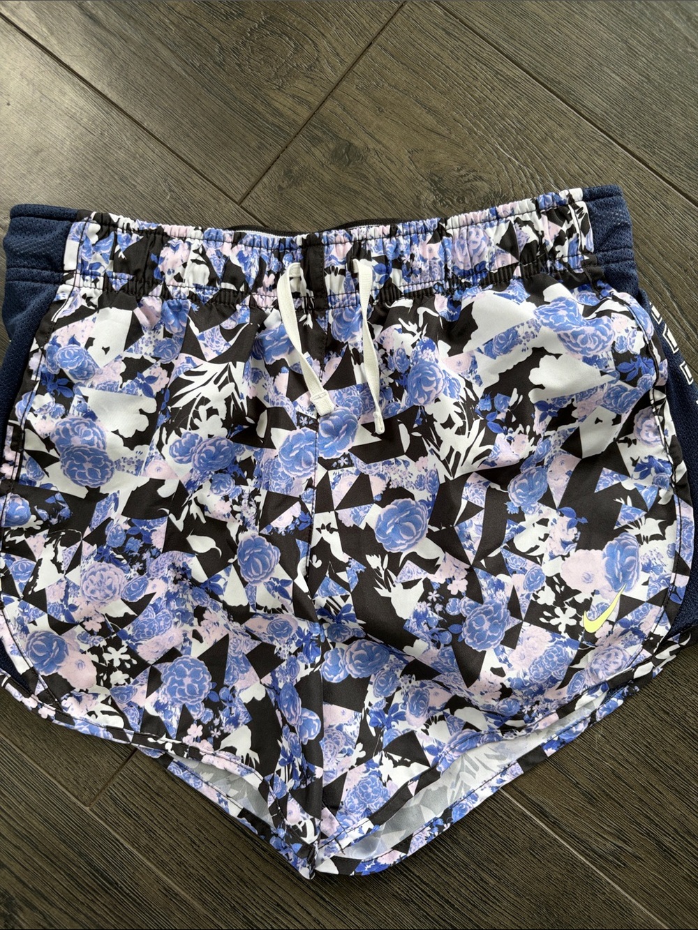 Nike girls athletic shorts